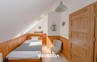 Domek letniskowy na Kaszubach z dużym tarasem- Barkocin