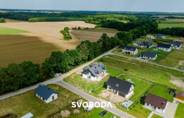 Dom w zabudowie bliźniaczej o pow. 172m2 z tarasem i dużym ogrodem- Strzelinko