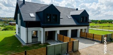 Dom w zabudowie bliźniaczej o pow. 172m2 z tarasem i dużym ogrodem- Strzelinko
