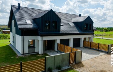 Dom w zabudowie bliźniaczej o pow. 172m2 z tarasem i dużym ogrodem- Strzelinko