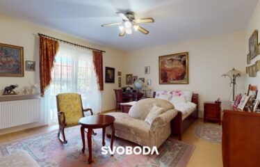 Przestronny dom wolnostojący z garażem – idealny dla dużej rodziny lub pod działalność turystyczną – Różanki