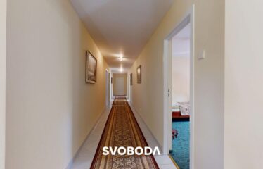 Przestronny dom wolnostojący z garażem – idealny dla dużej rodziny lub pod działalność turystyczną – Różanki