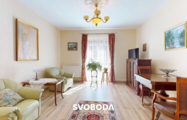 Przestronny dom wolnostojący z garażem – idealny dla dużej rodziny lub pod działalność turystyczną – Różanki