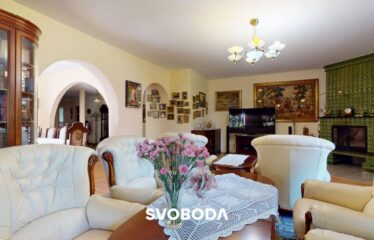 Przestronny dom wolnostojący z garażem – idealny dla dużej rodziny lub pod działalność turystyczną – Różanki