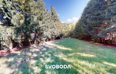 Przestronny dom wolnostojący z garażem – idealny dla dużej rodziny lub pod działalność turystyczną – Różanki