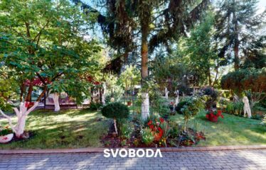 Przestronny dom wolnostojący z garażem – idealny dla dużej rodziny lub pod działalność turystyczną – Różanki